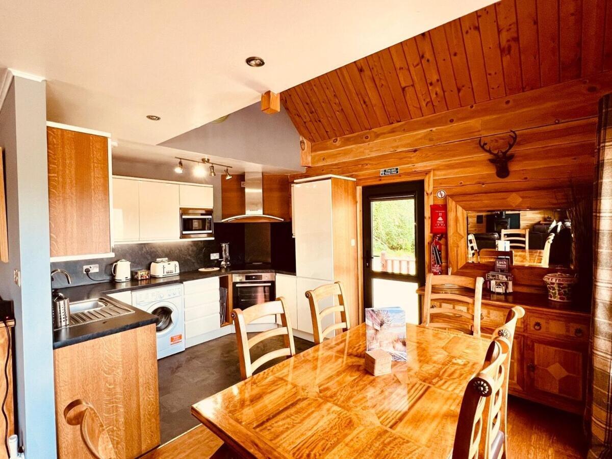 Lodges On Loch Ness Inverness Bilik gambar